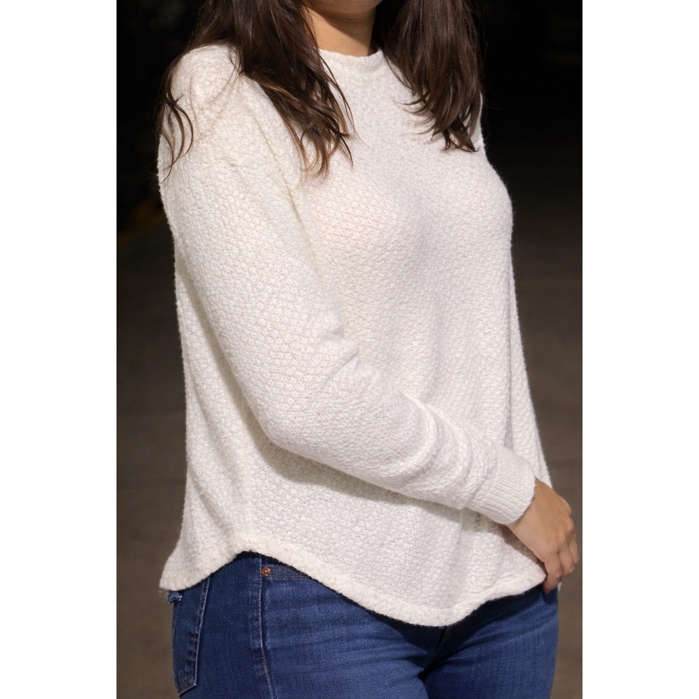 Hollister California‎ Womens White Textured Mock Neck Pull over shirt Size M